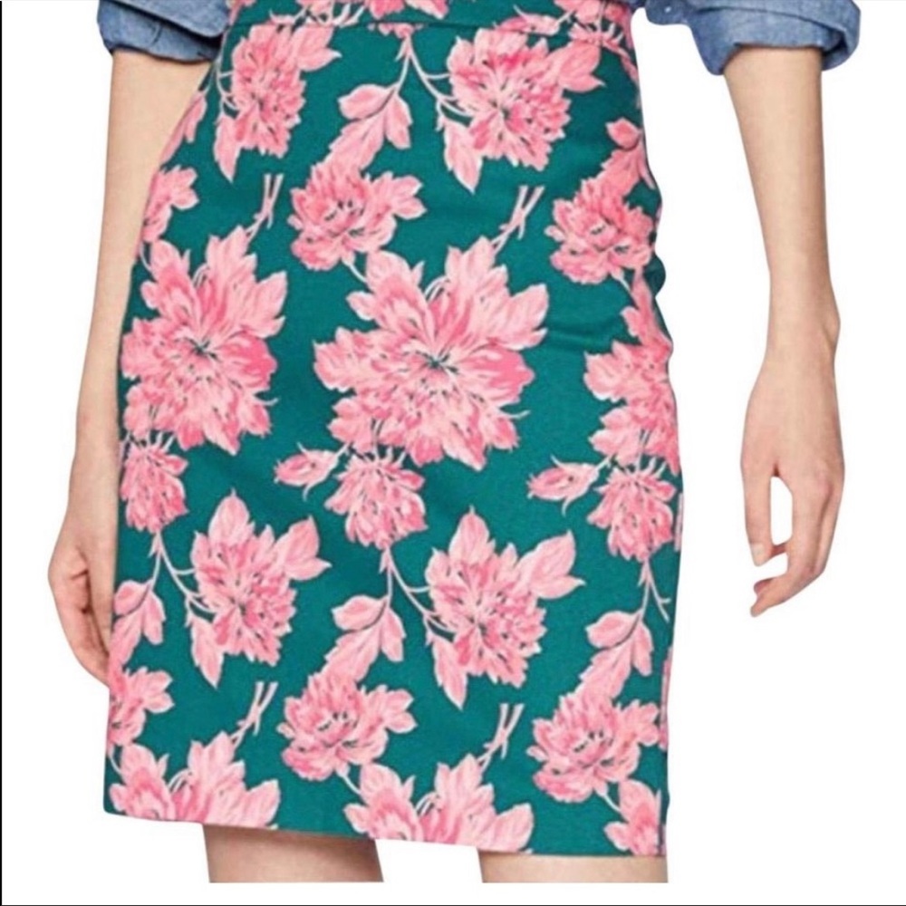 J Crew Mercantile Mid-Length green/pink floral skirt